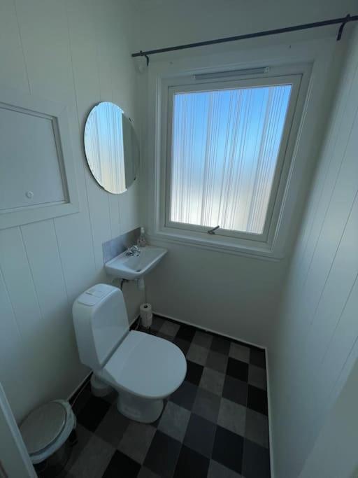 Lovely 2 Bedroom Apartmen With Free Parking Берген Екстер'єр фото